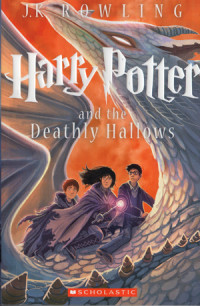 Image of Harry Potter and the Deathly Hallows 7 (Inggris)
